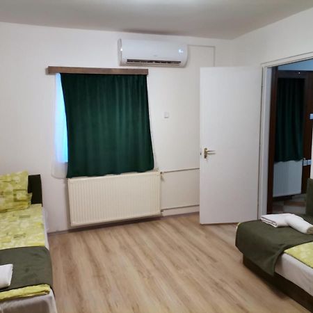 Bed and Breakfast Nagy-Magyarorszag Park Isztimer Екстер'єр фото