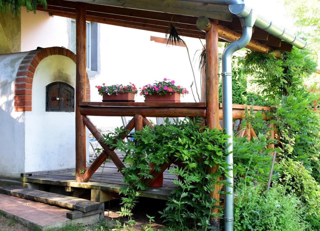 Bed and Breakfast Nagy-Magyarorszag Park Isztimer Екстер'єр фото